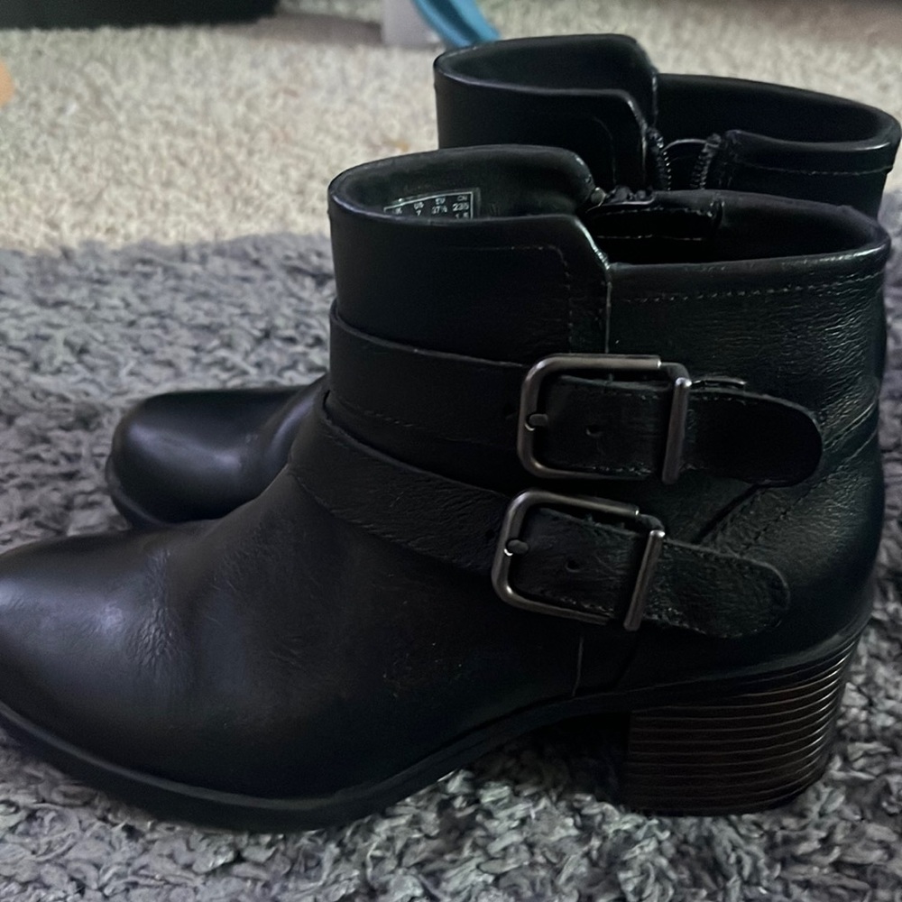Clarks black bootie leather